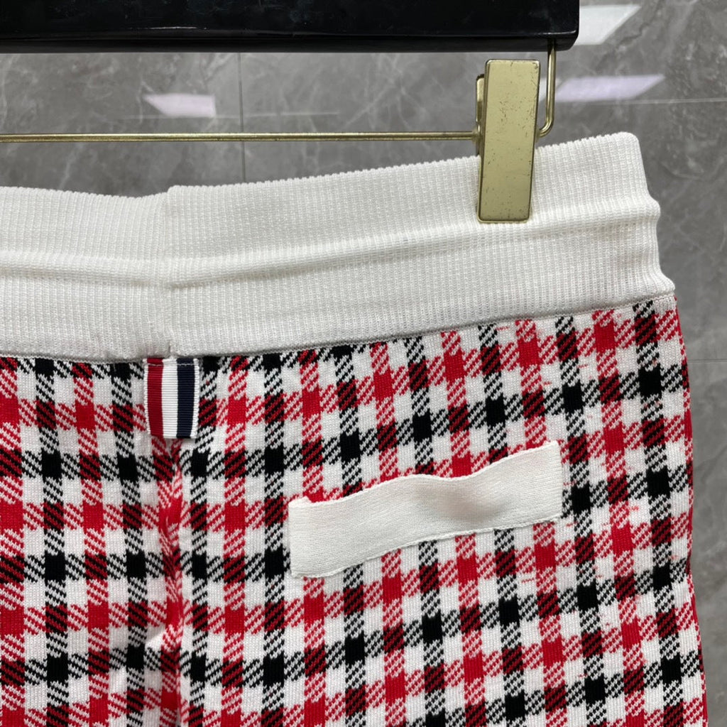 Thom Browne Style Men's Cotton Casual Shorts - Signature Four-Bar Detail Lattice Pattern